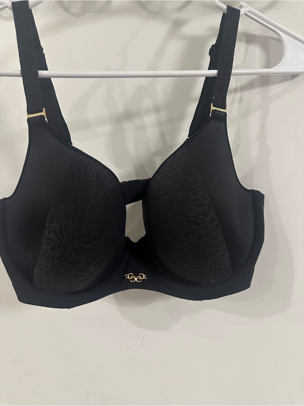 Chantelle Black Underwire Support Bra with Subtle Lace Panels
